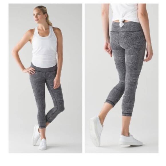 Lululemon Geometric Leggings Size 2 - Picture 1 of 8